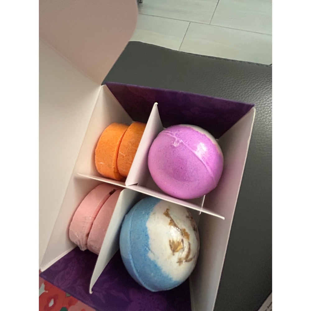 Sundrence Natural Handmade Bath Bomb and Shower Steamer Gift Set 6 Piece Purple - Picture 4 of 4